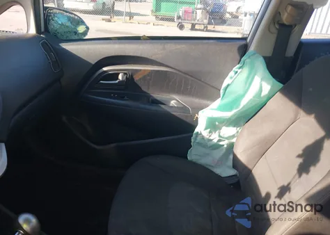 2016 Kia Rio Lx из США, поврежденный, VIN KNADM4A38G6659003